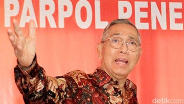 wakil-presiden-ke-6-ri-try-sutrisno-meninggal-dunia-di-usia-90-tahun