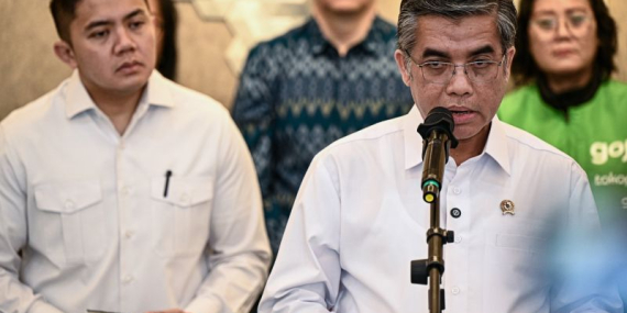 menaker-terbitkan-se-pelaksanaan-pemberian-thr-2026-bagi-pekerja