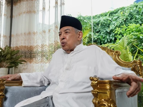 di-era-digital-dan-ai,-prof-quraish-shihab-tekankan-pentingnya-veifikasi-informasi