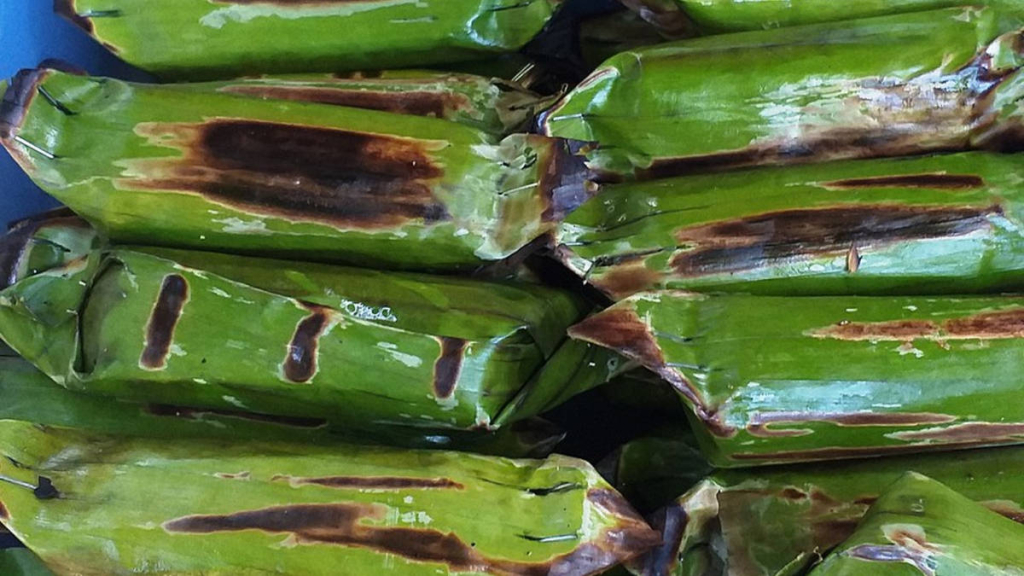 lalampa,-kue-tradisional-khas-manado-sulawesi-utara-yang-diminati-untuk-berbuka-puasa
