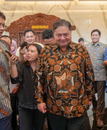 apakah-gelar-doktor-menjamin-keberhasilan-kajian-dan-kebijakan-ekonomi-sebagaimana-klaim-purbaya?