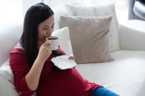 studi-terbaru-temukan-manfaat-minum-kopi-saat-hamil,-kurangi-risiko-atopi-pada-bayi