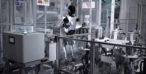 xiaomi-uji-robot-humanoid-di-pabrik-mobil-listrik,-satu-mobil-jadi-76-detik