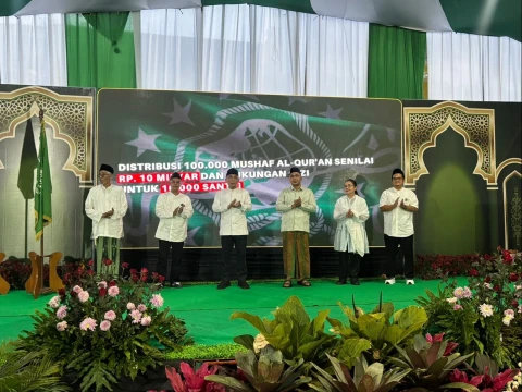 rmi-pbnu-luncurkan-gerakan-agus,-distribusikan-100-ribu-mushaf-dan-program-gizi-untuk-santri