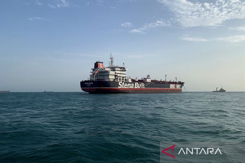 irgc-jamin-hak-lintas-di-hormuz-bagi-negara-yang-usir-dubes-as,-israel
