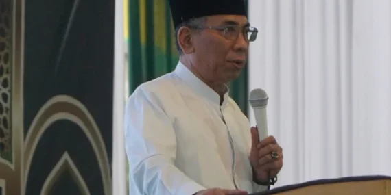 bukan-sekadar-dibaca,-gus-yahya:-al-qur’an-harus-dipelajari-dan-diurai-dengan-ilmu