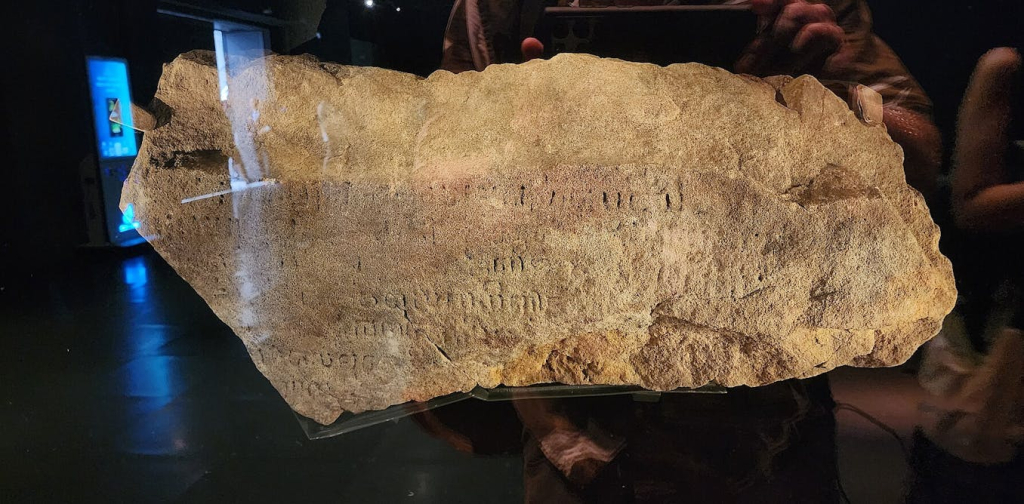 cracking-the-code:-how-a-“prediction-machine”-is-resurrecting-the-singapore-stone