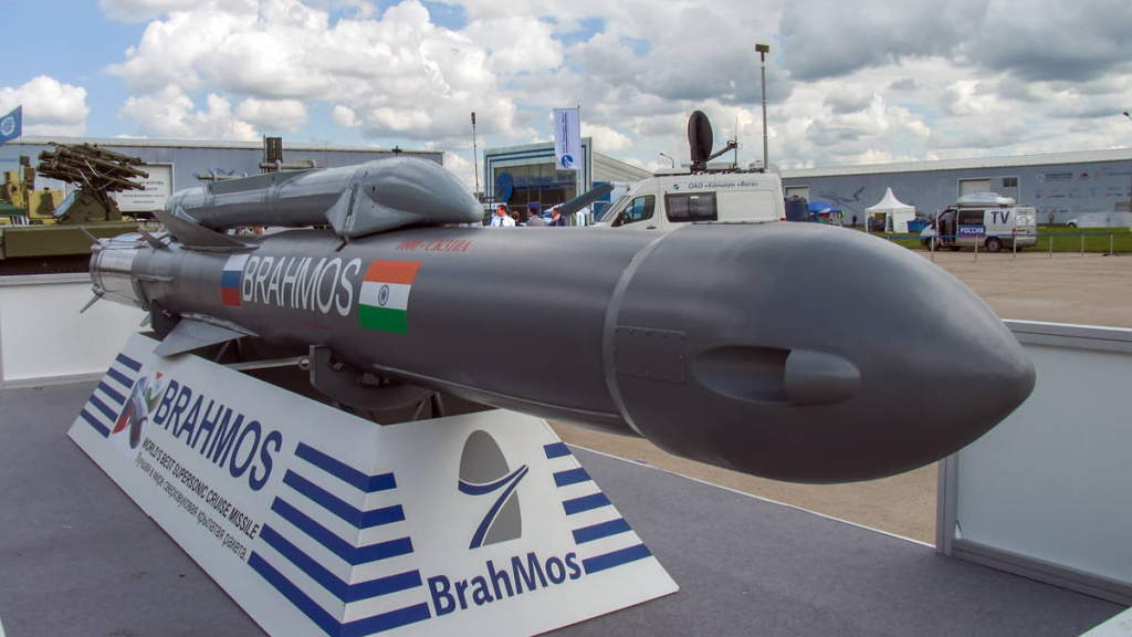 indonesia-sepakat-beli-rudal-supersonik-brahmos-dari-india