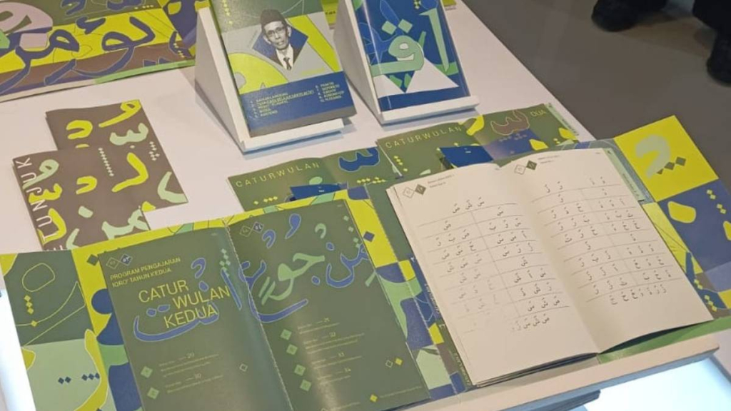 melihat-buku-iqro-“kalcer”-yang-ramai-dibicarakan:-didesain-segar-sebagai-penyemangat-belajar-ngaji