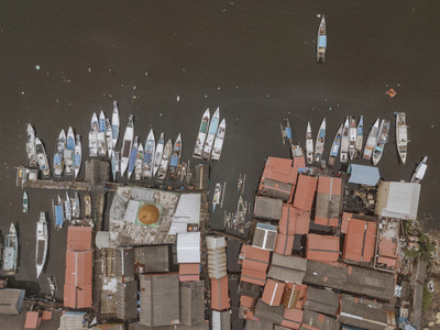 dari-kerang-ke-utang:-perempuan-pencari-nafkah-di-pesisir-tallo-tersingkir-pelabuhan-psn-makassar