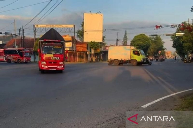 pemudik-mulai-melintas-di-jalur-selatan-dan-tengah-jateng