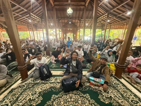 mudik-gratis-2026:-jatman-berangkatkan-200-pemudik-dengan-5-bus-ke-jateng,-diy,-jatim