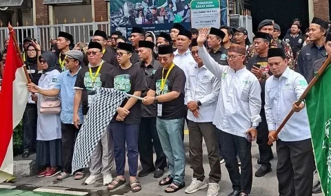 pbnu-fasilitasi-1.390-pemudik-dengan-30-bus-menuju-59-kota/kabupaten-di-jawa-sumatra