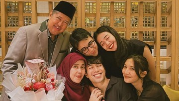 ibunda-vidi-aldiano-doakan-sheila-dara-agar-lebih-kuat-menjalani-kehidupan
