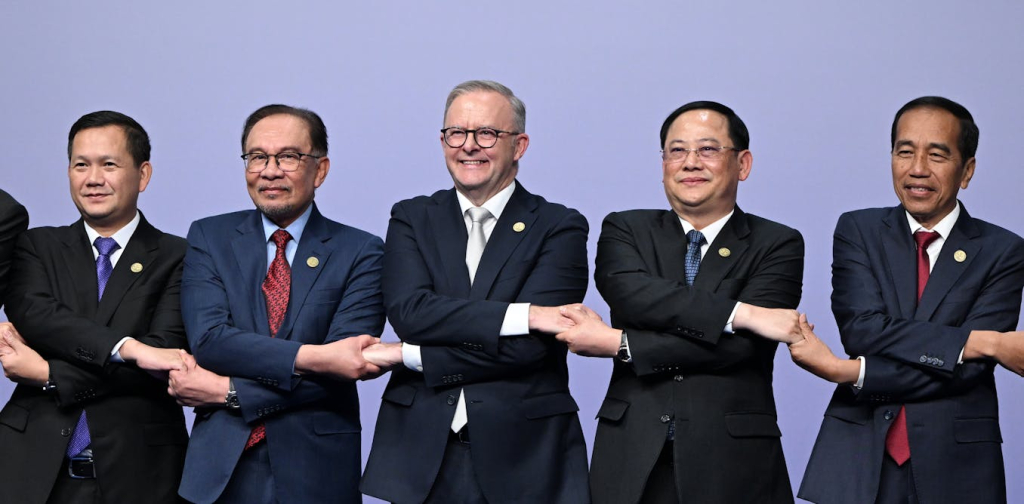 australia’s-‘strategic-infantilisation’-by-the-us-is-undermining-our-security-in-asia