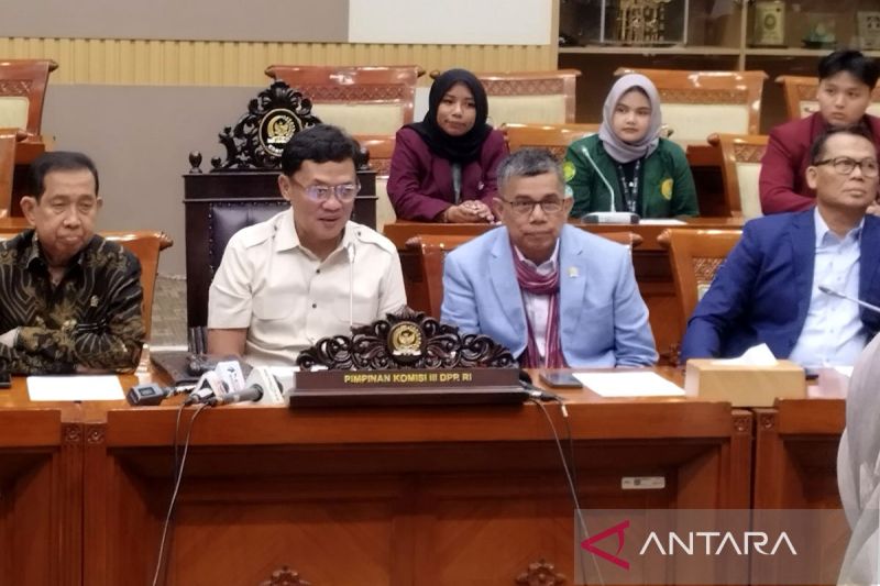 dpr-undang-polri-hingga-kontras-bahas-andrie-yunus-usai-lebaran