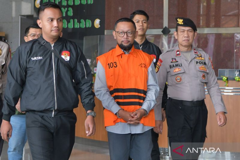 kpk-tahan-gus-alex-untuk-20-hari-pertama-atau-hingga-5-april-2026