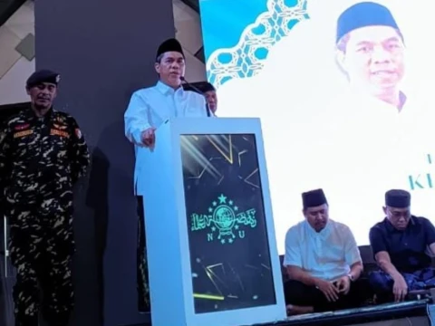kh-zulfa-mustofa:-niatkan-belajar-untuk-kemaslahatan-umat