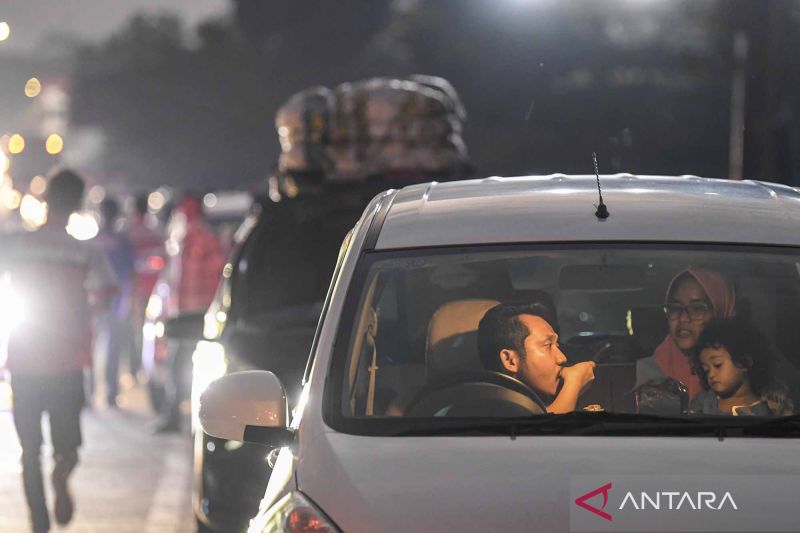 jasa-marga:-call-center-133-bantu-pengguna-jalan-yang-alami-darurat