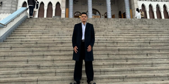 Hilal Sebagai Simbol Persaudaraan, Bukan Perpecahan