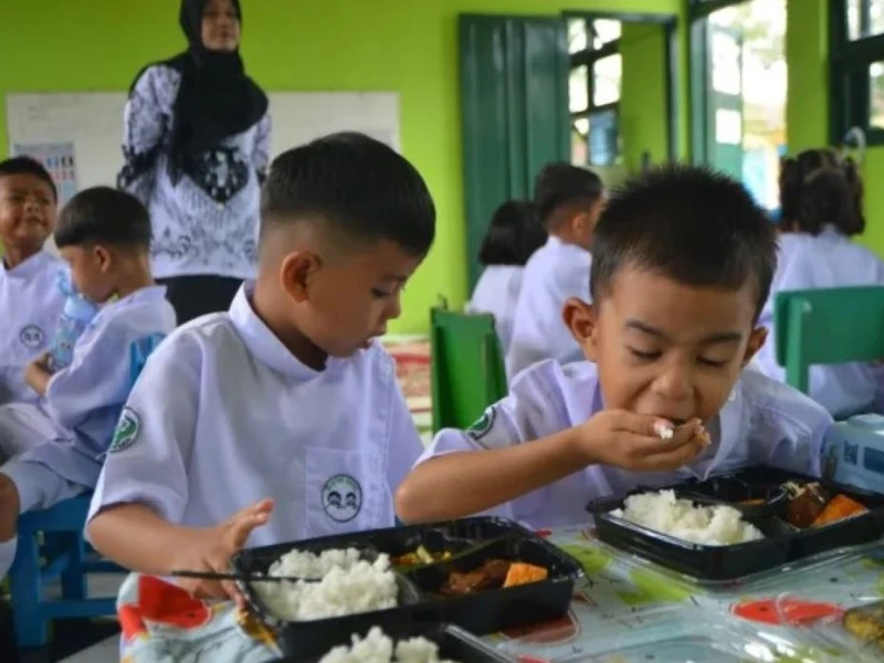 inefisiensi-mbg-di-hari-lebaran