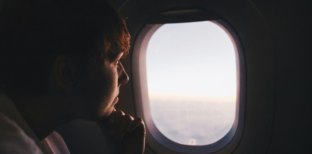 if-you-still-need-to-fly-amid-global-travel-chaos,-here’s-what-to-know