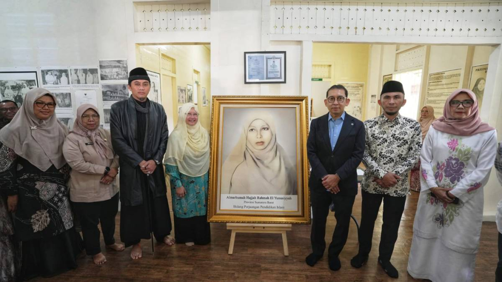 tapak-tilas-jejak-pahlawan-nasional-rahmah-el-yunusiyyah,-teladan-pendidikan-kaum-perempuan