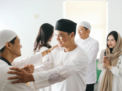 khutbah-idul-fitri:-saatnya-menghisab-diri-dan-melanjutkan-kebaikan