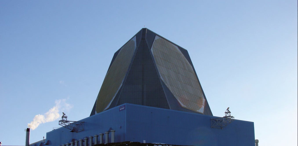 a-web-of-sensors:-how-the-us-spots-missiles-and-drones-from-iran