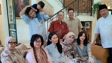 sheila-dara-lebaran-bareng-keluarga-vidi-aldiano,-disiapkan-makanan-spesial-oleh-mertua