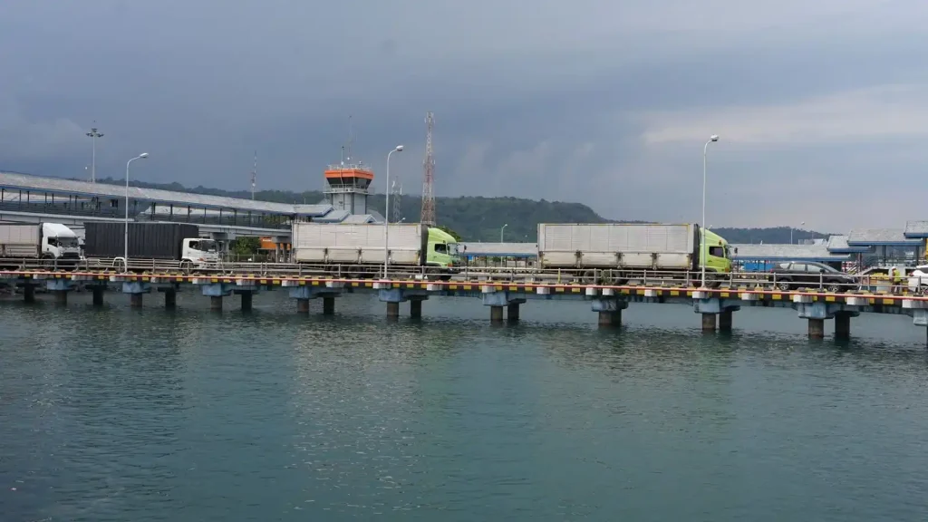 pembatasan-angkutan-barang-saat-lebaran,-124-truk-kedapatan-melanggar