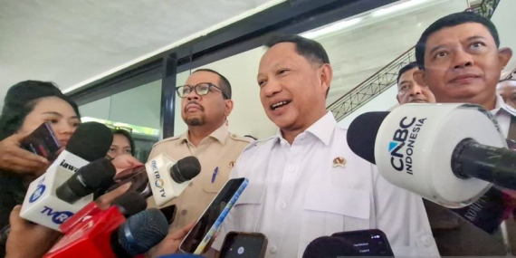 wacana-wfh,-mendagri-pastikan-layanan-esensial-akan-tetap-berjalan