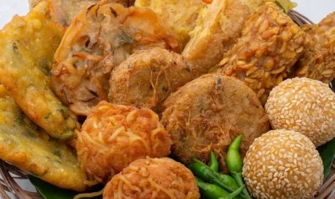 khutbah-jumat:-berbagi-tanpa-pamer,-peduli-tanpa-sekat