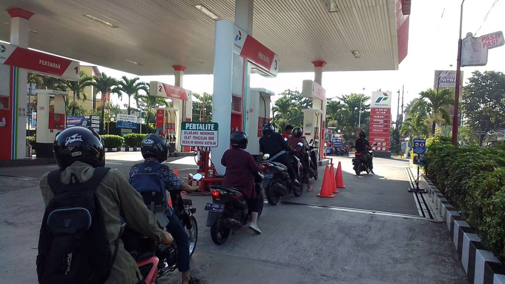 filipina-nyatakan-status-darurat,-pemerintah-indonesia-jamin-cadangan-bahan-bakar-nasional-aman