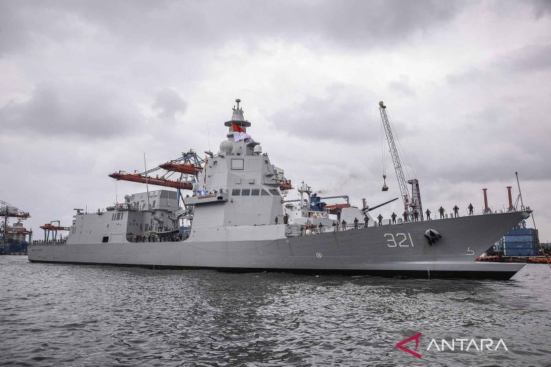 kedatangan-kri-prabu-siliwangi-321-perkuat-pertahanan-laut-nasional