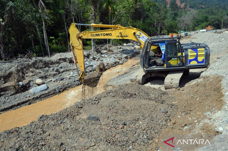 empat-bulan-bencana-sumatera:-darurat-teratasi,-rekonstruksi-dimulai