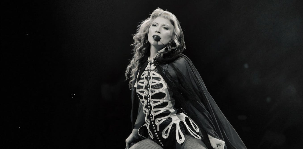 lady-gaga’s-mayhem-ball-reveals-the-gothic-tradition-behind-modern-celebrity