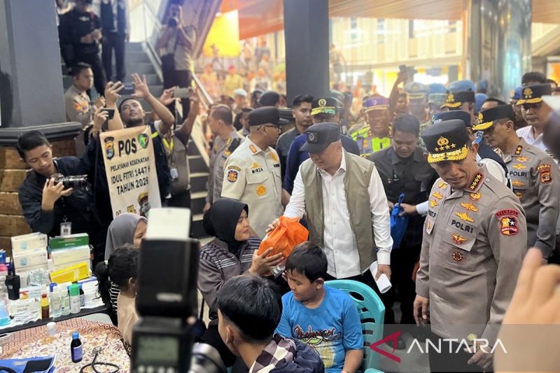kapolri-sebut-2561.629-pemudik-sudah-kembali-ke-jakarta-pada-h+6