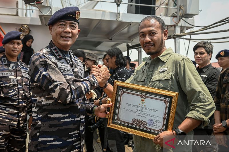 tiga-pewarta-lkbn-antara-raih-penghargaan-peserta-pelayaran-kartika-jala-krida