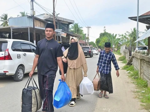 libur-panjang-idul-fitri-usai:-kini-santri-kembali,-denyut-aktivitas-dayah-di-aceh-hidup-lagi