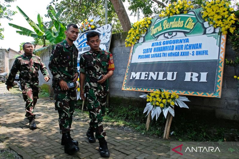 tiga-prajurit-tni-gugur,-israel-bantah-serang-pasukan-pbb-di-lebanon