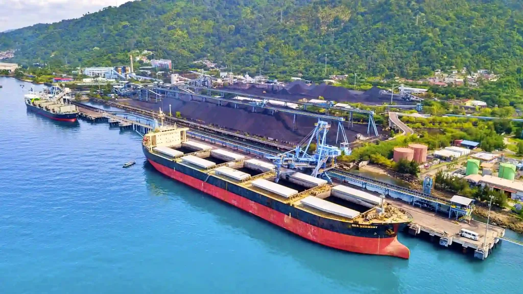 laba-bersih-2025-tergerus,-bos-ptba-langsung-pasang-target