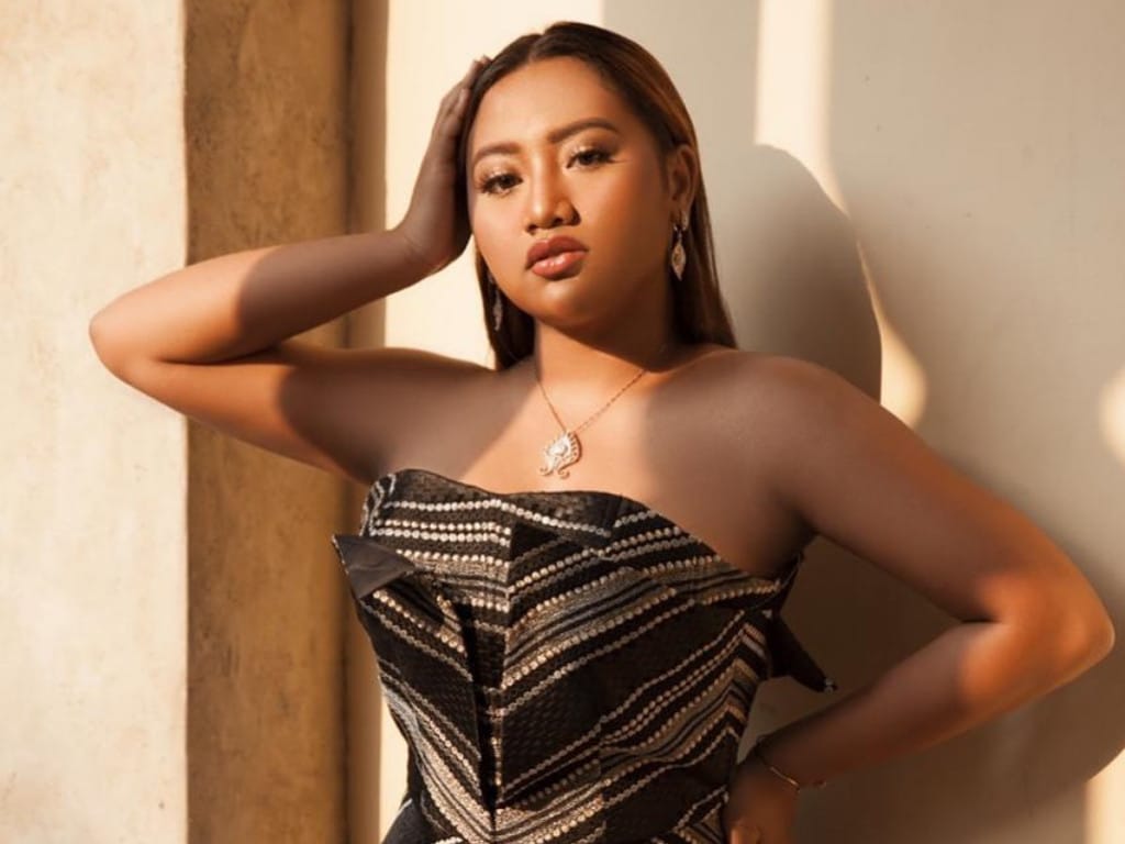 perjalanan-maria-simorangkir-dan-pesona-vokal-kelas-dunia