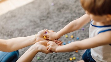 apakah-autis-pada-anak-bisa-sembuh?-ini-faktanya