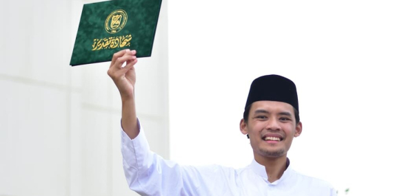 Adab di Atas Ilmu: Fondasi Peradaban Islam yang Terlupakan