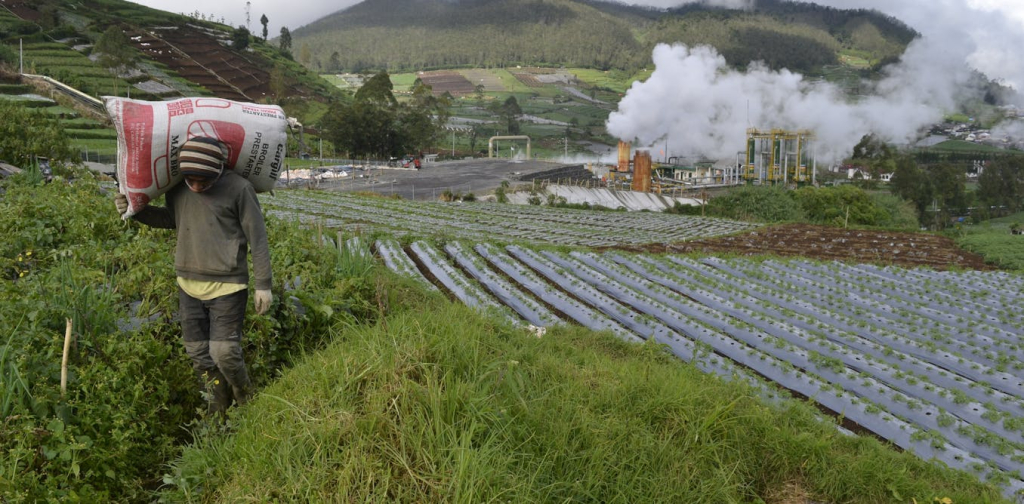 riset:-proyek-geotermal-di-sejumlah-daerah-lanjut-terus-meski-banyak-melanggar-ham