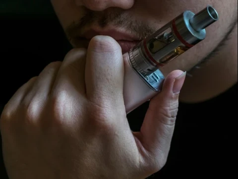 temukan-zat-narkotika-dalam-vape,-bnn-dorong-pelarangan-di-indonesia