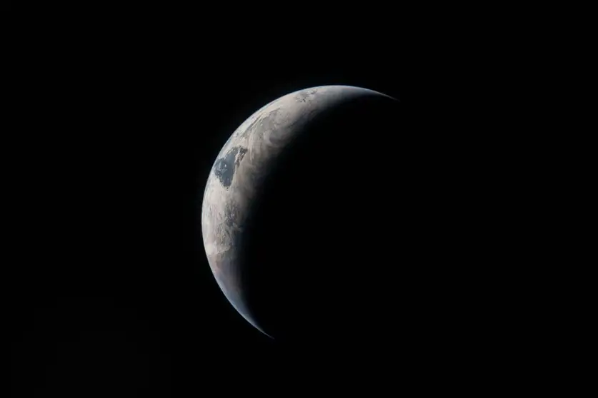 astronot-artemis-ii-kitari-bulan:-ada-area-hijau,-coklat,-dan-oranye