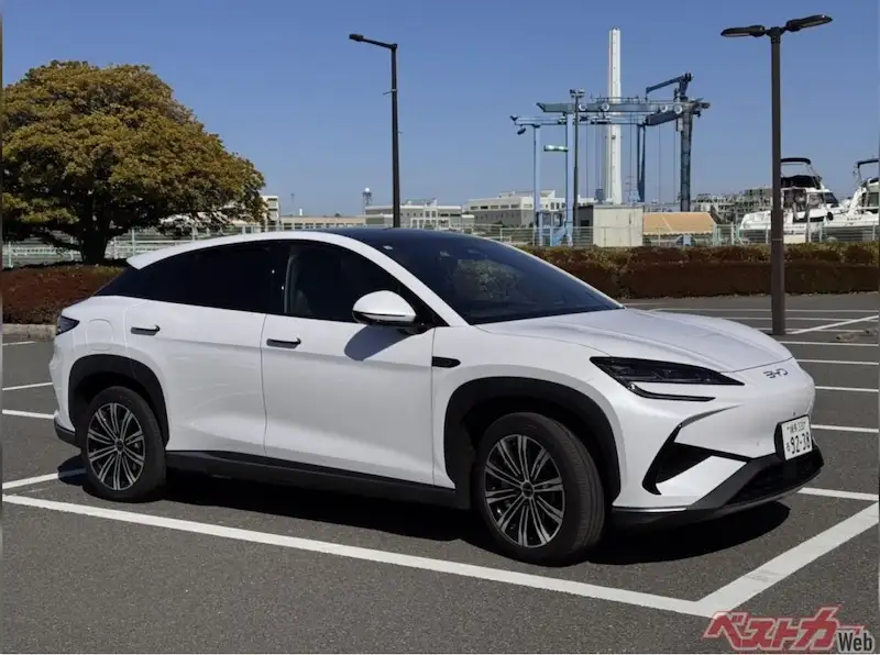 pakar-jepang-puji-byd-sealion-7,-setara-mobil-premium