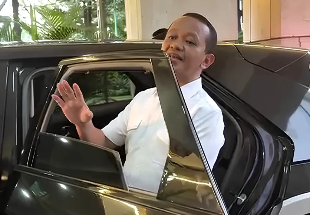 bahlil:-pnbp-esdm-capai-rp138,37-triliun,-lampaui-target-apbn-2025